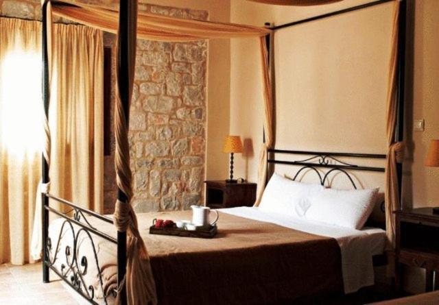 Vlyhada Guesthouse Pírgos Dhiroú Zewnętrze zdjęcie