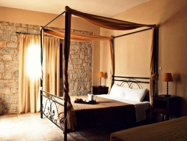 Vlyhada Guesthouse Pírgos Dhiroú Zewnętrze zdjęcie